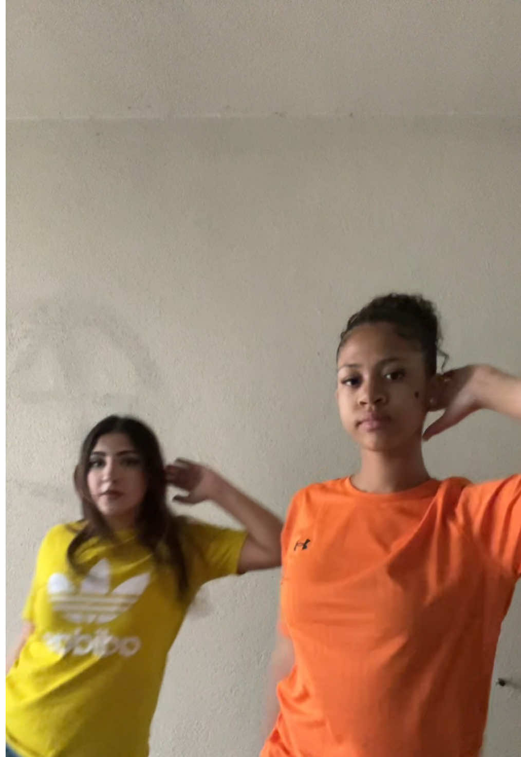 @rahil_wo (dc:🙋‍♀️) #binttttou #pourtoii #dancetok #duo 