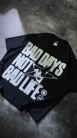Kaos Boxy Cotton Combed 20S #kaosboxy #kaosbrandlokal 