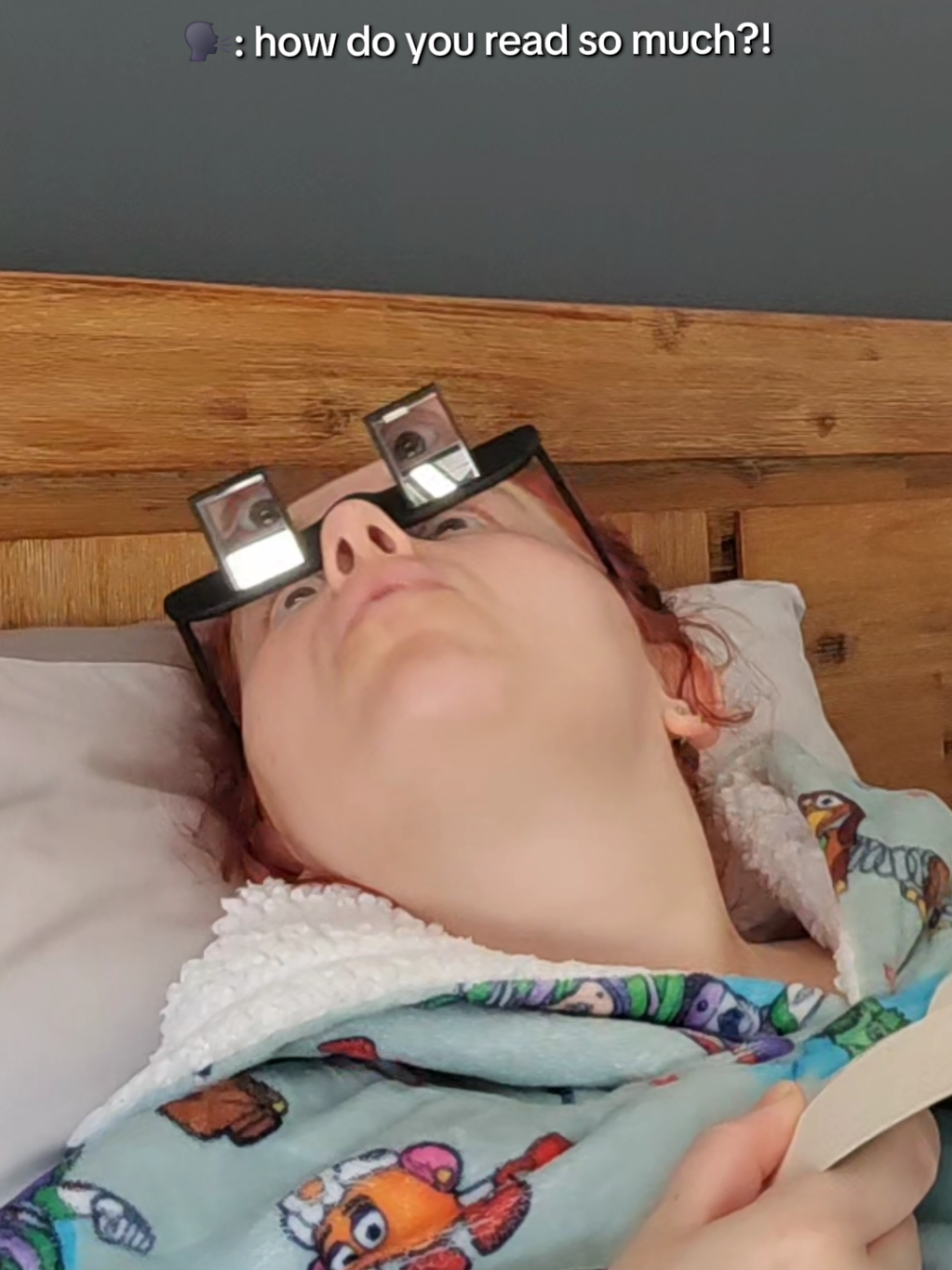 except I'm actually the one sitting around 😆 👁👄👁 #bookishhumor #booktokfyp #bookhumour #melsbookspace #bookgirlies #readerlife 