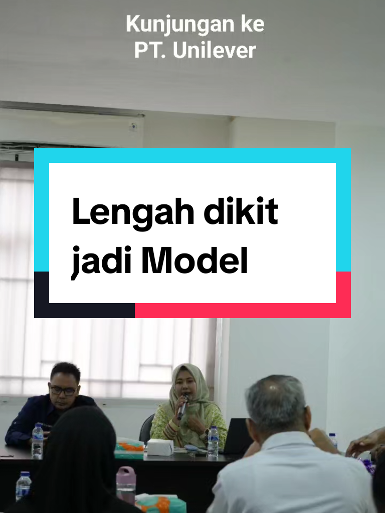hai Alhamdulillah mendapat kesempatan berkunjung dan presentasi ke pabrik PT.Unilever. melihat produksi lebih dekat dan bagaimana proses pemasaran hingga sampai ke user. #unilever #sumatera #medan #videoviral #video #kerja 