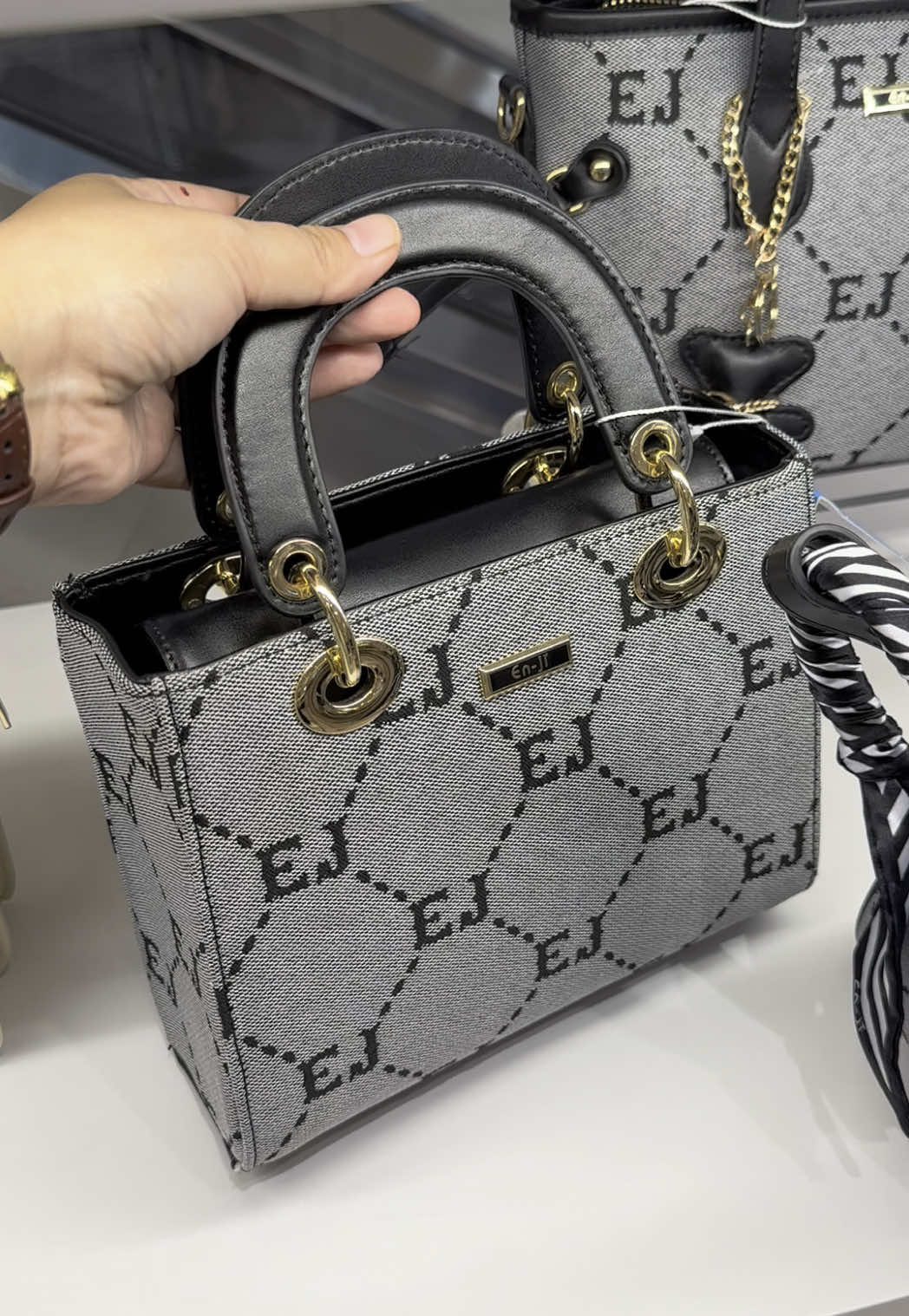 clearance sale! #enjibag #sale 