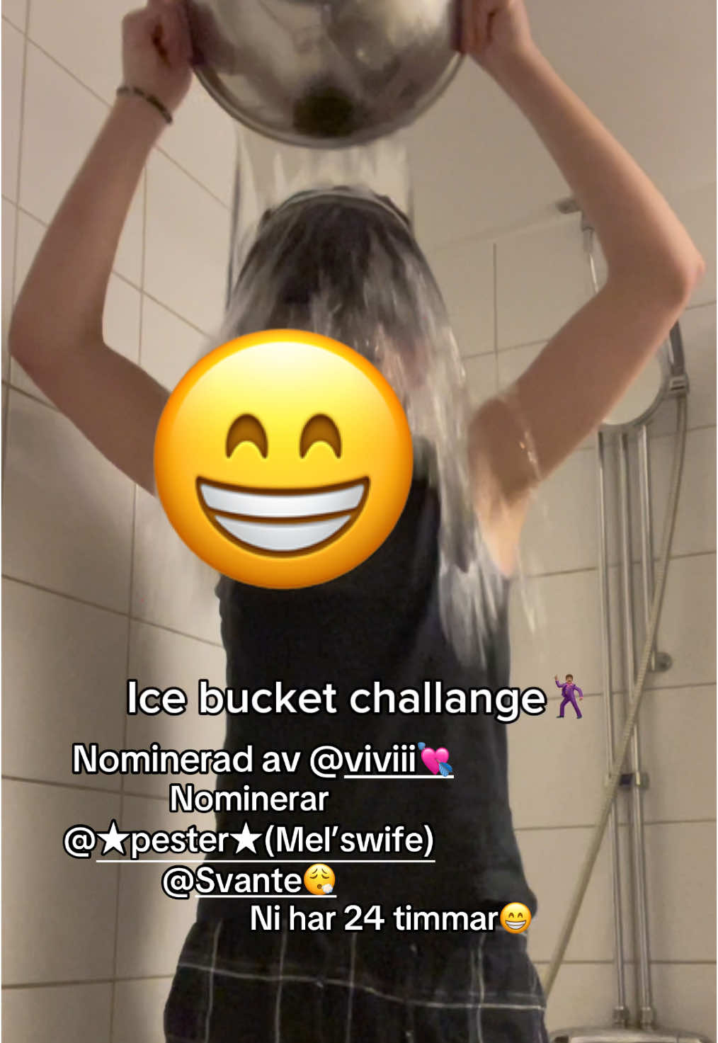 @★pester★ (Mel’s wife) @Svante 😮‍💨 lycka till☺️☺️☺️☺️☺️☺️☺️☺️ Förlåt för att ljudet mår piss och ignorera att jag ser ut som dumbeldores borttappade kusin😔#icebucketchallenge #ilovemygf #uno #fyp #edithdutarintescreenshot #fyfan #CapCut #gillasnälla 
