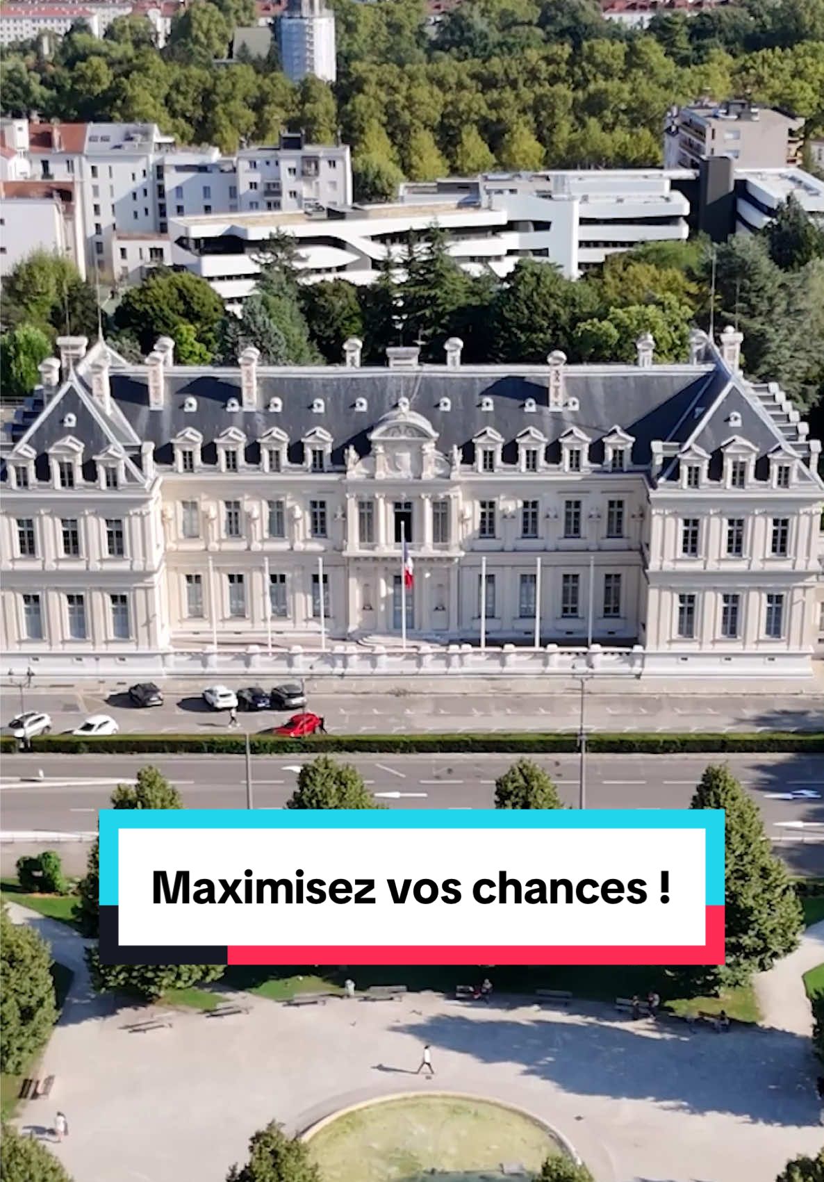La préfecture exige un dossier clair et complet. En faisant appel à nous, vous mettez toutes les chances de votre côté : nous vérifions chaque pièce, structurons votre dossier et accélérons ainsi le traitement de votre demande. 🇫🇷 #démarchesadministratives #accompagnement #titredesejourfrance #naturalisation 