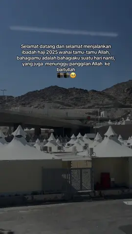 Sudah musim haji, senengnya lihat umat muslim berangkat haji. One day bisa berhaji di usia muda bismillah 🤲🏻, saat umroh kemarin melewati tenda mina, sambil bermunajat, ya Allah panggil aku kesini dibawah tenda mina bersama pasanganku, mampukan aku kembali kesini 🥹, semoga kita yang rindu baitullah di mampukan dan disegerakan ya 🤲🏻  #haji2025 #musimhaji #padangarafah #tendamina #wukufarafah #baitullah #mekkah #haramain 