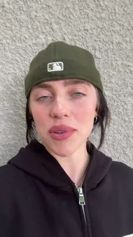 Save the date: 12. Mai – Billie Eilish Livestream! 💚🎶 @billieeilish #douglas #douglascosmetics #yourturn #billieeilish