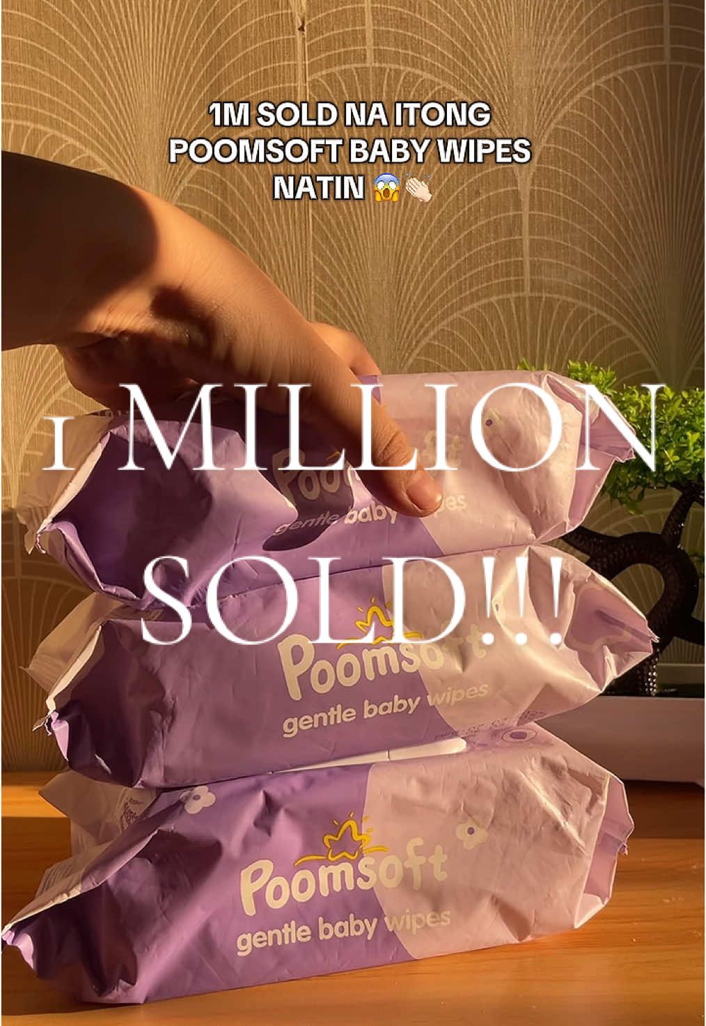 1 M sold na and best seller 😭 Poomsoft baby wipes congratulations 🥳 kaya bili na kayo at magpabudol !!! Poomsoft 5PACKSX100pcs. Click the basket! Check out na dali! #babyessentials #fyp #poomsoft #poomsoftgentlebabywipes #wipesrestock #foryoupage #pomsoftwipes #wipes #typ #iwasrashessibaby #tiktokfinds #babywipes #affordablewipes