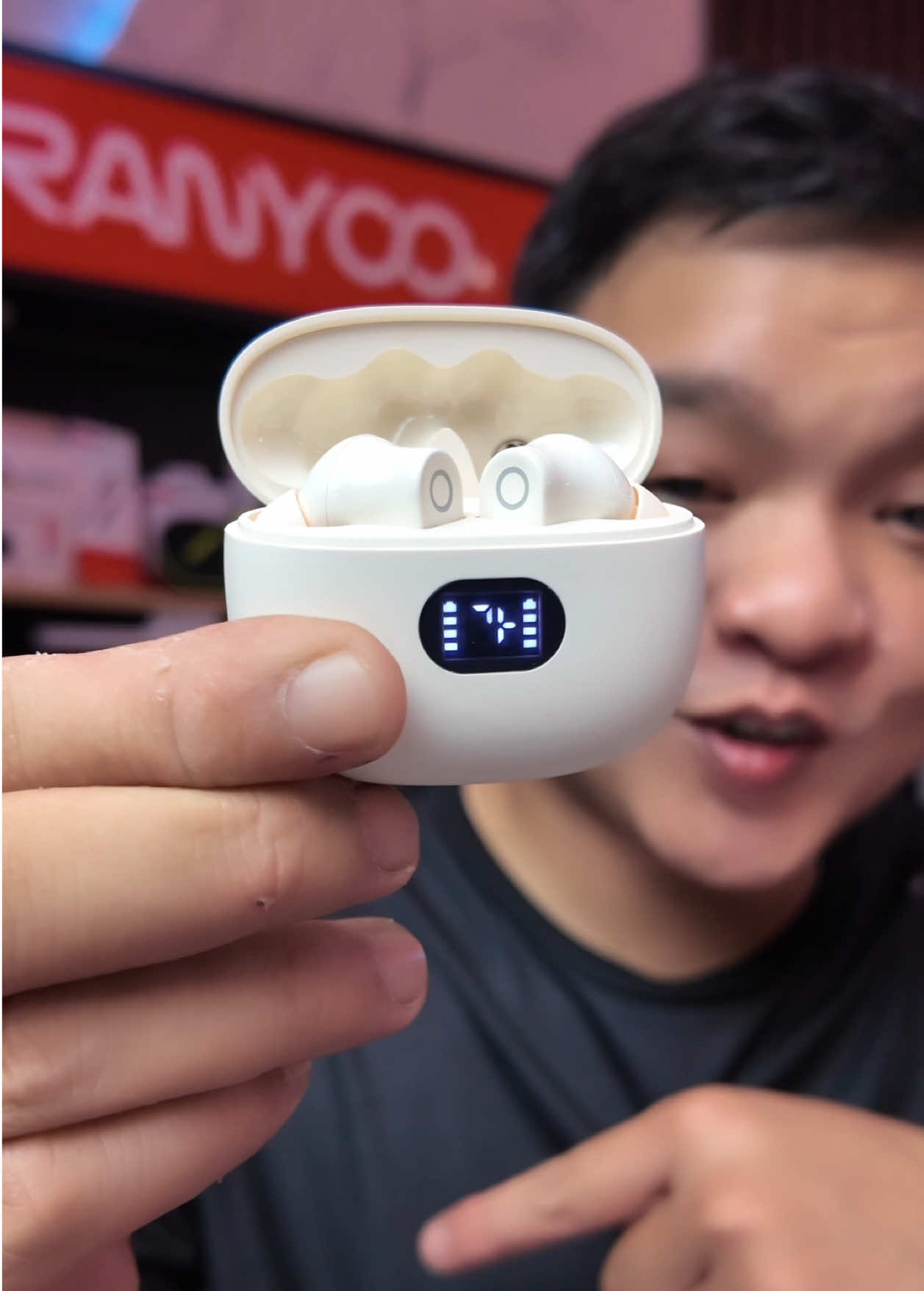 Tai Nghe Bluetooth Q1PRO #tainghebluetooth #tainghe #tainghekhongday 
