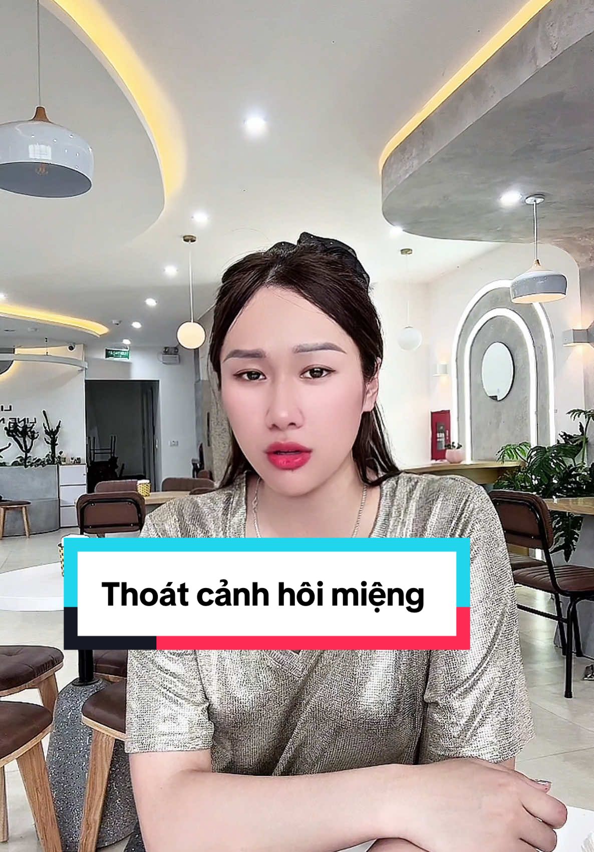 Bí quyết để miệng luôn thơm tho the mát 😝👇#thaomocvesinhrangmieng #thommieng #khumui #hoimieng #xitthommieng #thaonhisenna 