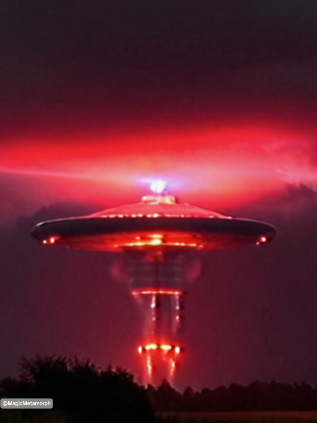 Real UFO / UAP footage that will leave you speechless. Are we alone? Do Aliens exist? Locations: Illinois, Maine and Washington USA. Date: 05/02/25 (Educational and entertainment purposes only) Can anyone explain? #ufo #ufosighting #aliens #caughtoncamera #uap #creatorsearchinsights 