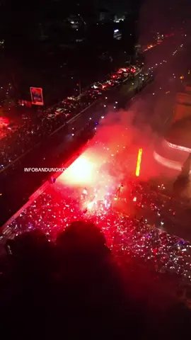 RAYAKAN BARUDAK! PERSIB BACK TO BACK JUARA ⭐️⭐️⭐️⭐️🥳 .. .. #persib #persibday #persibbandung #ibk2025 #bandung #infobandungkota #ibkmedia #fyp #fypage 