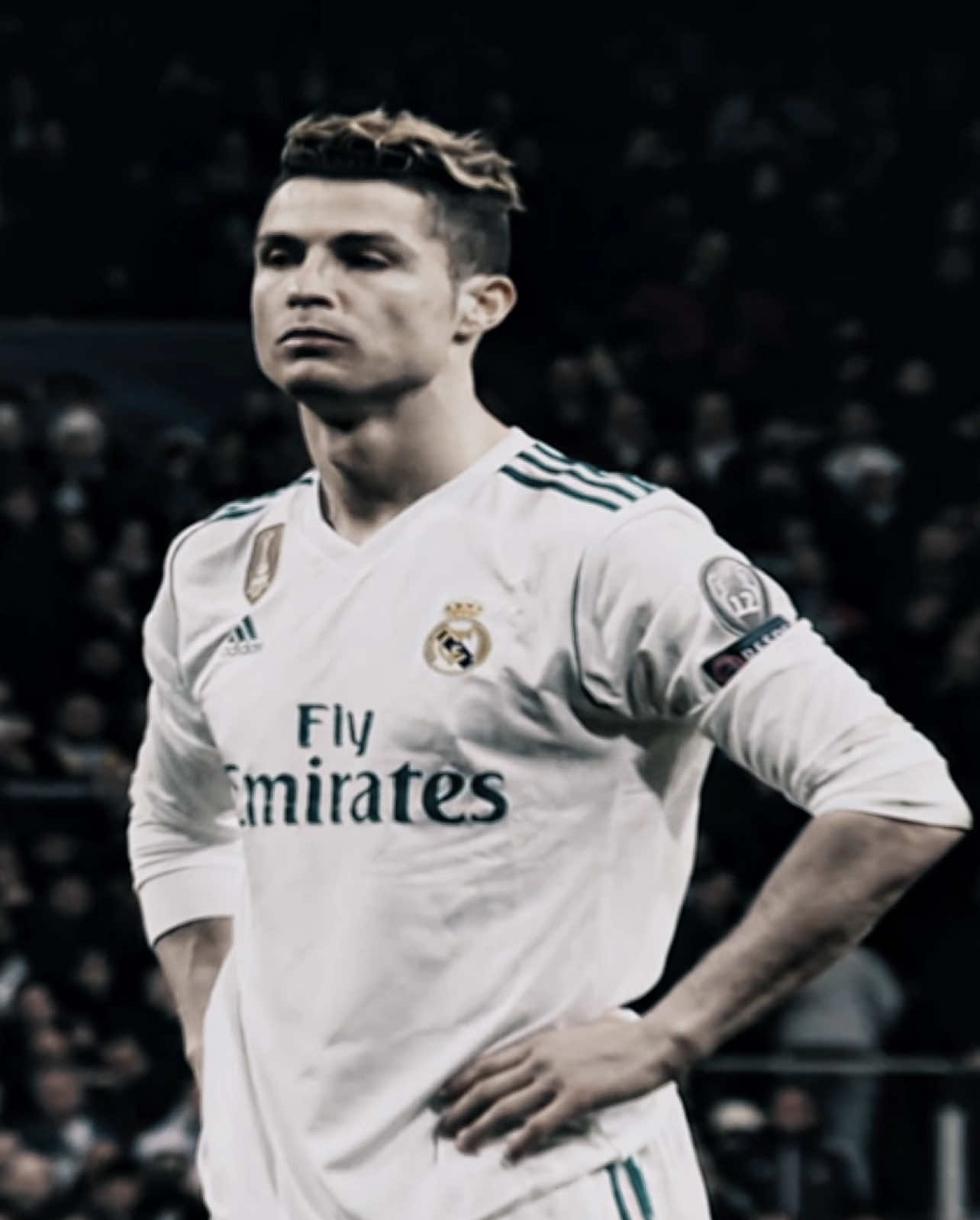 thinks it's Ronaldo 💀 || Cheap t-shirts for $17, link on my TikTok profile || #fyp #ronaldo #cristianoronaldo 
