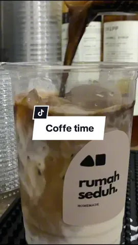 Coffe milk - #kopisusu #caramel #carameacchiato #asmrsounds #asmrvideo #kopisusukekinian 