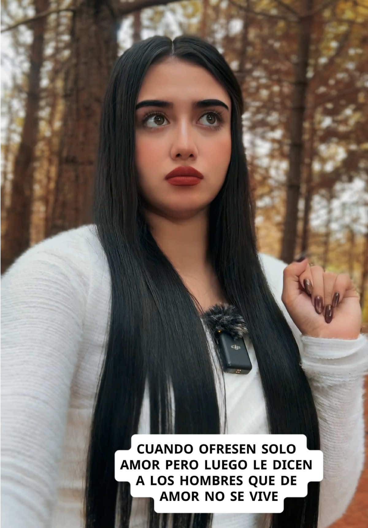 Cuando la mujer solo ofrece amor pero cuando el hombre dice lo mismo ella dicen que de amor no se vive 🤣 #relaciones 