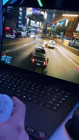 Testing #cyberpunk on the 2025 #RazerBlade 16 with the #RTX5090 on max settings, DLAA and the exclusive to 50 series GPU Multi Frame Generation on x4  __________________________________ 🐉 | Follow for more @YT_Setup ❤️ | Like & Share ✉️ | DM for Tech & Games inquiries  __________________________________ #VideoGames #PCgaming #PC #GamingRoom #GamingSetup #Gaming #videogames #playstation #playstation5 #ps5 #xbox #gaminglaptopsetup #gaminglaptop #laptop #Samsung #monitor #razer #GoveeLights #setupinspiration #CustomPC #PCsetup #gaminglife #rgb #anime #oled #RTX5090 #5090  __________________________________ 📷 | Instagram: https://www.instagram.com/yt_setup/ 🎵 | tiktok: https://www.tiktok.com/@yt_setup?_t=8p8wsYXtBU0&_r=1 🎙️ | Twitch: https://twitch.tv/yt_setup 
