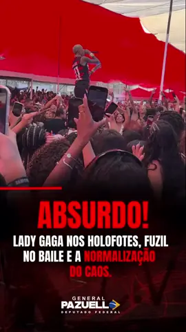 A NORMALIZAÇÃO DO CAOS! 🚨 Enquanto milhões curtiam o show da Lady Gaga em Copacabana, a poucos quilômetros dali, no Complexo da Maré, outro “evento” acontecia: baile funk com show do Poze do Rodo, fuzis de guerra expostos, apologia ao crime e centenas de pessoas celebrando em meio ao tráfico! E aí você pergunta: o que a Lady Gaga tem a ver com isso? Nada! Mas o carioca tem tudo, porque vive em uma cidade onde o criminoso manda, dita as regras e transforma o absurdo em rotina. Essa é a realidade que muitos tentam esconder: dois mundos separados por poucas ruas — um com glamour, o outro com o terror escancarado e naturalizado. E aí fica a pergunta: Será esse é o novo normal no Rio de Janeiro? #RioDeJaneiro #CaosNormalizado #SegurançaJá #FunkDoTráfico #BrasilReal #ChegaDeImpunidade