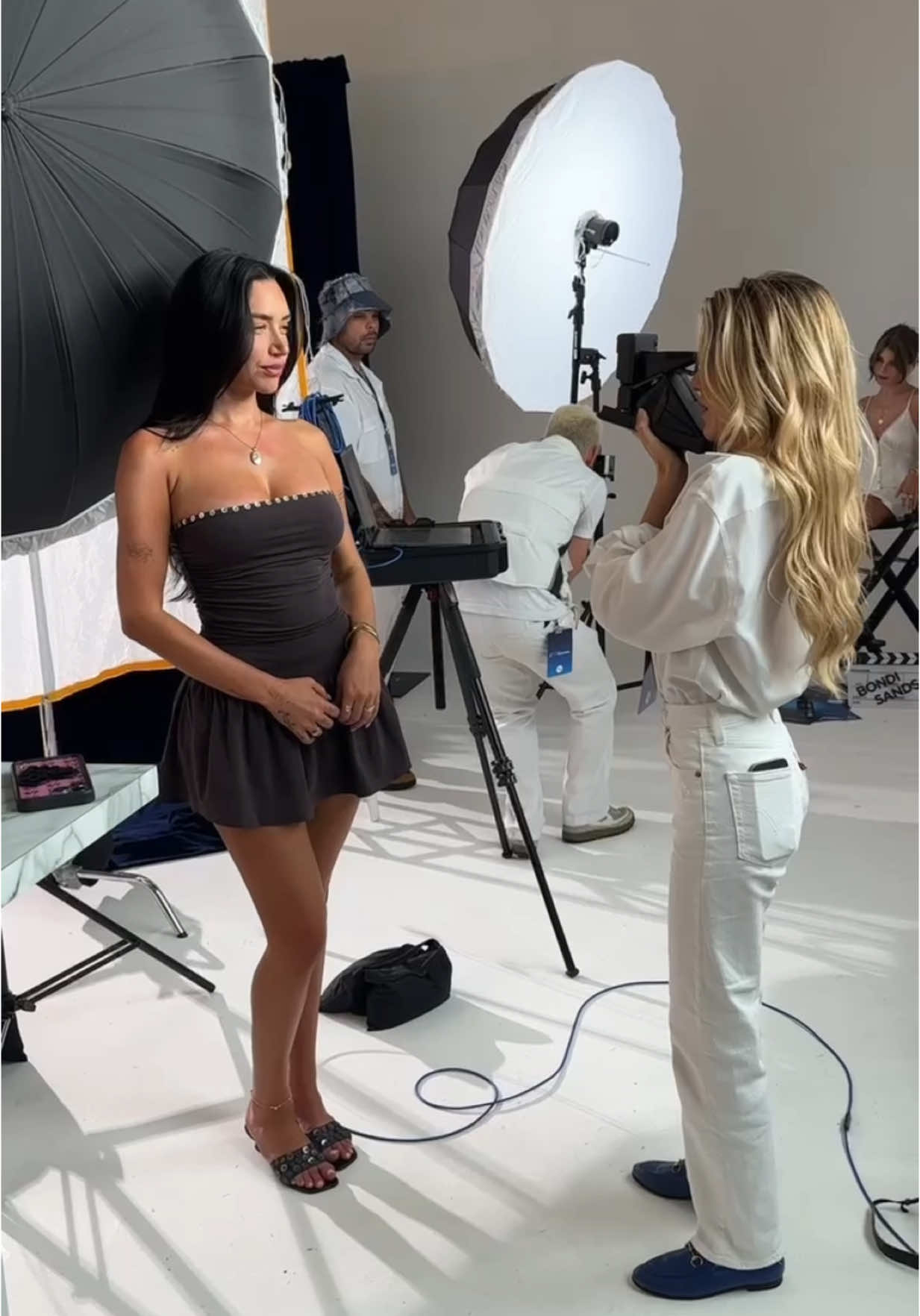race day 🏎️🏁 with @Bondi Sands ultra express foam #bondisandspartner @Amazon 