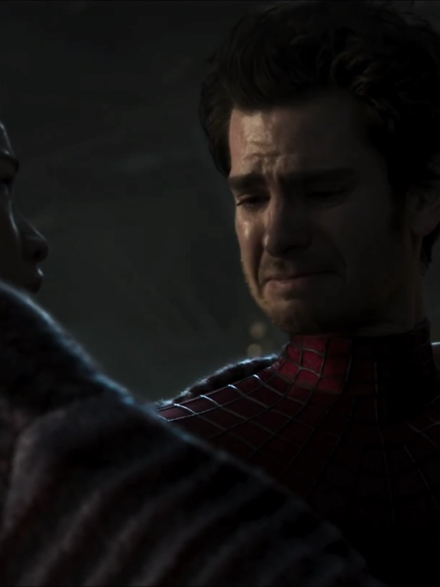 صور قديمه عملالي صدمه           #theamazingspiderman #peterparker #gwenstacy #movie #fyp #explore 