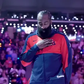 “Hell yeah he can go to his left” #thebeard #jamesharden #NBA #basketball #houston 