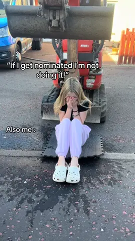 Ice bucket challenge #fyp #influencer #microinfluencertiktok #fyppp #like #icebucketchallenge #challenge #icebucket #icebucketchalllenge #2025 #blowup? #blowup #famouse #blowupp 