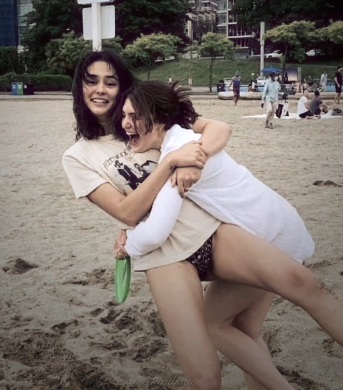 ★ - #SOPHNEY - big news guys sara has a twin and it’s me! @𓆩 𓆪 LOVE YOU SO MUCH  #sophienelisse #sophienelisseedit #courtneyeaton #courtneyeatonedit #kissmethroughthephone  #fyp #fypシ#foryoupage #viral #vsp #vspedit 