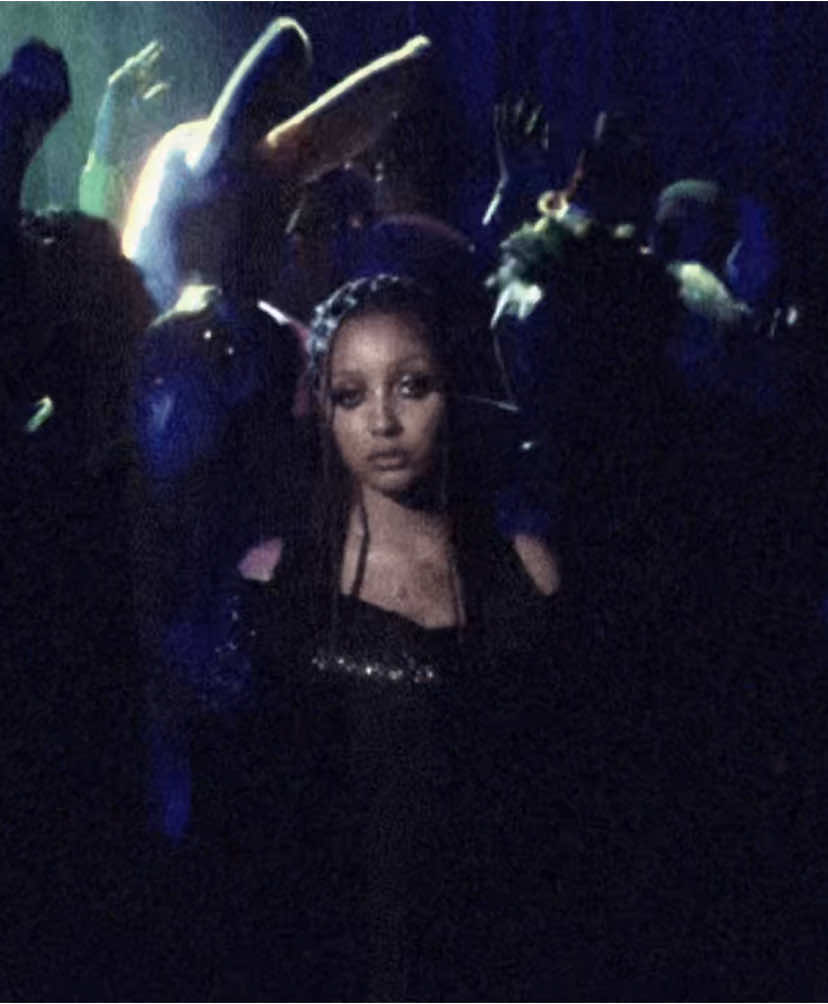 take me home📀 - PinkPantheress #pinkpantheress #takemehome #music #cinematic #blueprint  #creatorsearchinsights 
