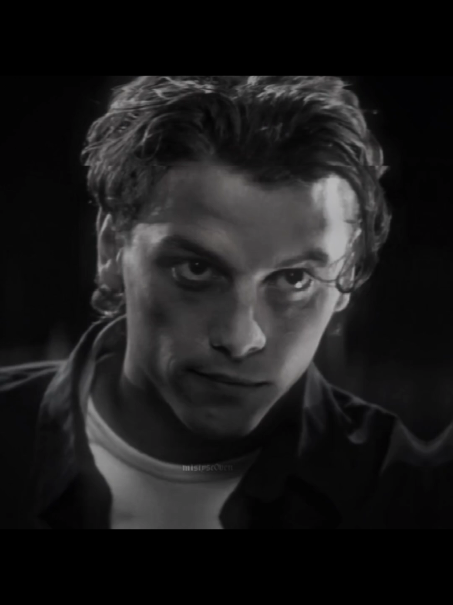 guys I graduate on Friday 🙏🙏🙏🙏 #billyloomis #billyloomisedit #billyloomisedits #skeetulrich #skeetulrichedit #scream #scream1 #screammask #scream6 #scream1996edit ##capcut #viral #fypage #fy #fypシ #foryourpage #fyp #foryoupage #foryou #trending #FAKEBODY #fakeeverything 