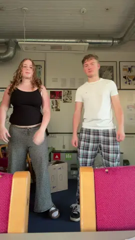 Køters sande jeg💅🏻 (jeg fik skæld ud efter🥲)@Lukases efterskole køkken #sdrnæråefterskole #efterskole #foryou #foryoupage 