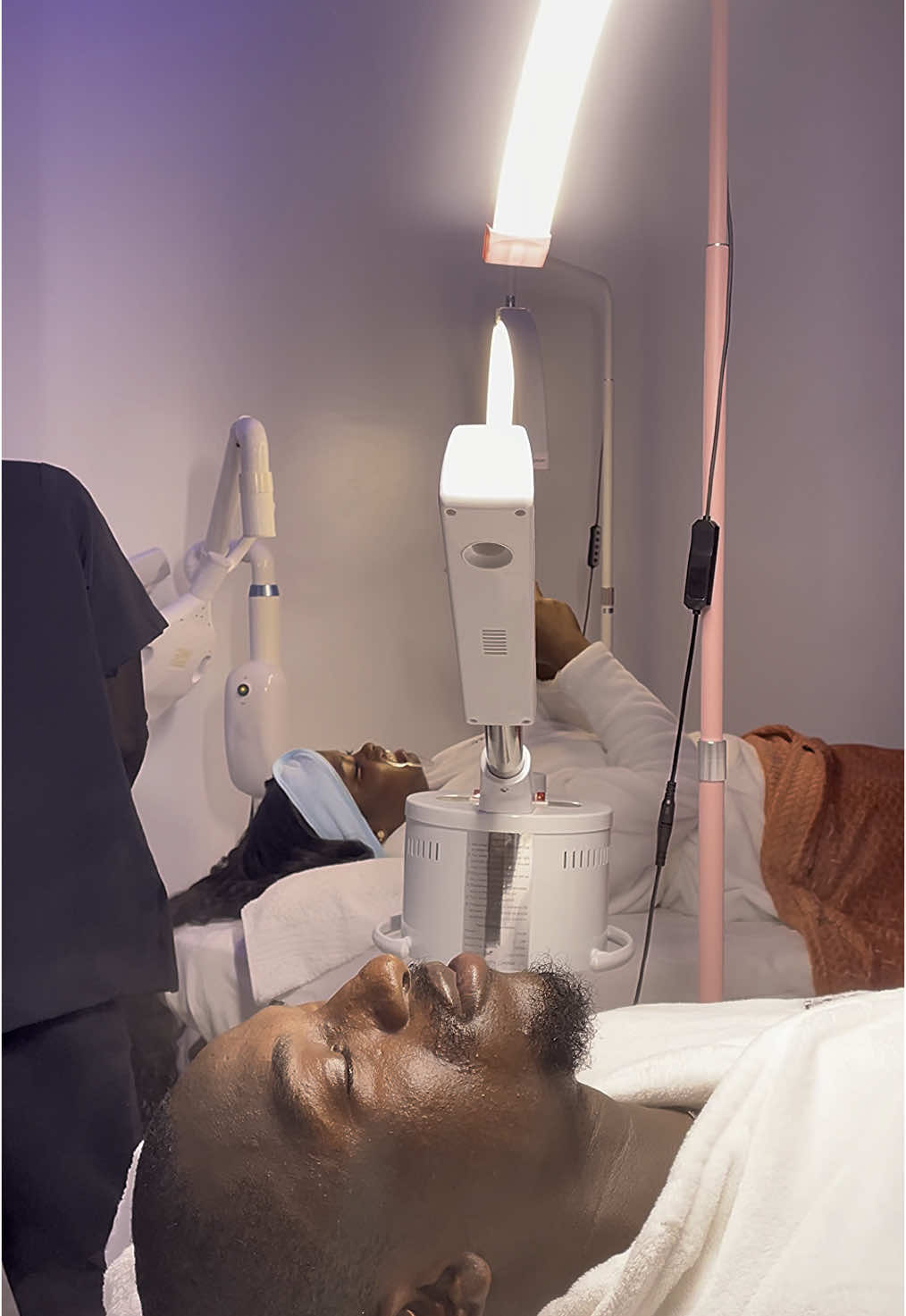 Unwind together with our indulgent couple’s spa services — the perfect escape for love, relaxation, and pure bliss. Because self-care is even better when shared. #CouplesRetreat #SpaDayForTwo #SilkSpaExperience #RelaxTogether #CouplesMassage #SelfCareForTwo #LoveAndRelaxation #AbujaSpa #GwarimpaSpa #luxurywellness 