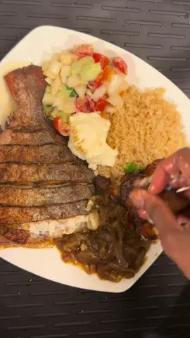 Attieke #attieke225🇨🇮  #attiekepoisson  #westafricanfood #fyp #poisson #ivorycoasttiktok  #senegalaise_tik_tok #pourtoi #gambiantiktok 