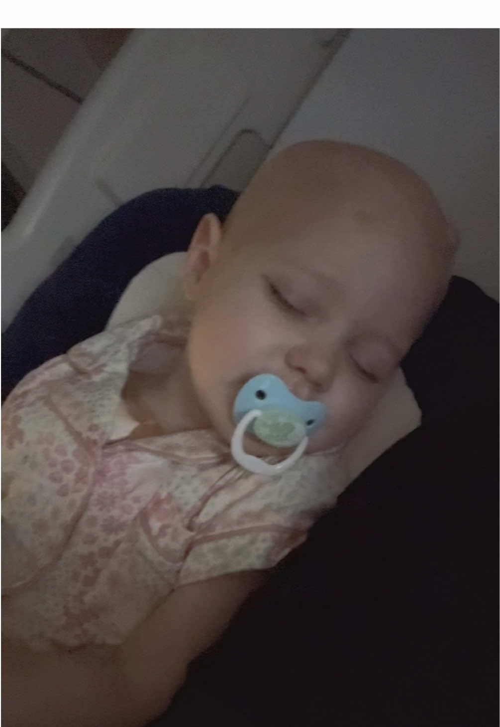 We get by with a little @chappell roan 🤞🏼❤️🫶🏻 #leukemiawarrior #cancermom #childhoodcancer #cancersucks #leukemia #momtok #cancer #toddlersoftiktok #houston 