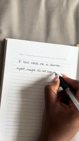 ❤️‍🩹 #fyp #Love #heartbreak #relationships #selflove 