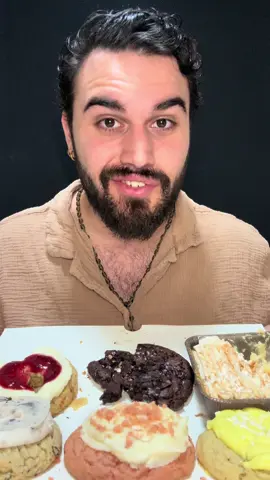 Trying my Wife’s leftover Crumbl 🍪🥛 #crumbl #crumblecookie #foodreview #review #Foodie #FoodLover #foodtiktok #FoodTok #cookies #cookie #dessert #fyp #fypシ #foryoupage #foryourpage 