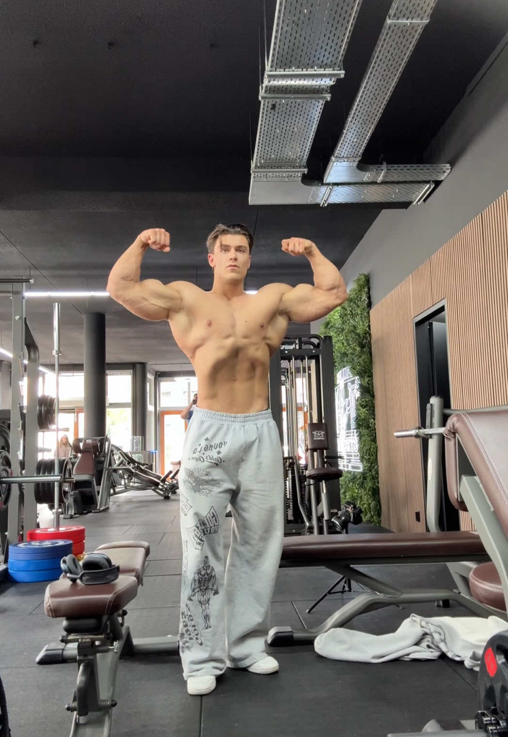 112kg  Code “MATHIEU” @YoungLA Code “MATHIEU” @esncom.nl ~ Coaching 🏆 link in bio 🙏