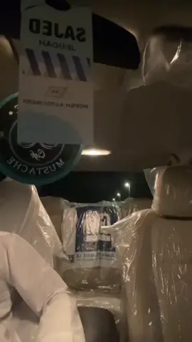 القاها من صوت الانتل ولا من الاغنيه😢😞.