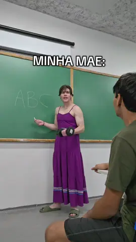 Minha Mae Vs a Mae dos outros @Patrik Antunes  #mae #vs  #humour  #videoviral  #diadasmães  #dialogoecomunicação  #patrikantunes 