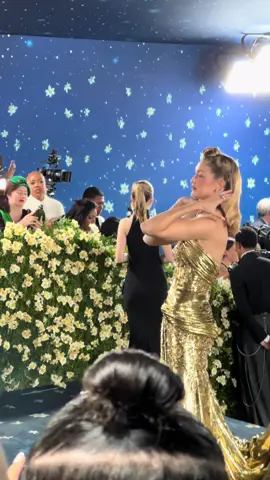 #metgala #gigihadid