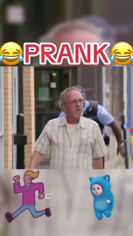 Running away from little boy prank!!😂😂#funny #prankvideo #prankwars #fyp #jfl2025 