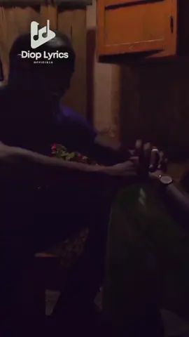 #capcut ohh L'amour🥺❤️‍🩹 #senegalaise_tik_tok #lyricsvideo #poèmedamour❣💖💔 #pourtoi #tiktoksenegal  #viral 