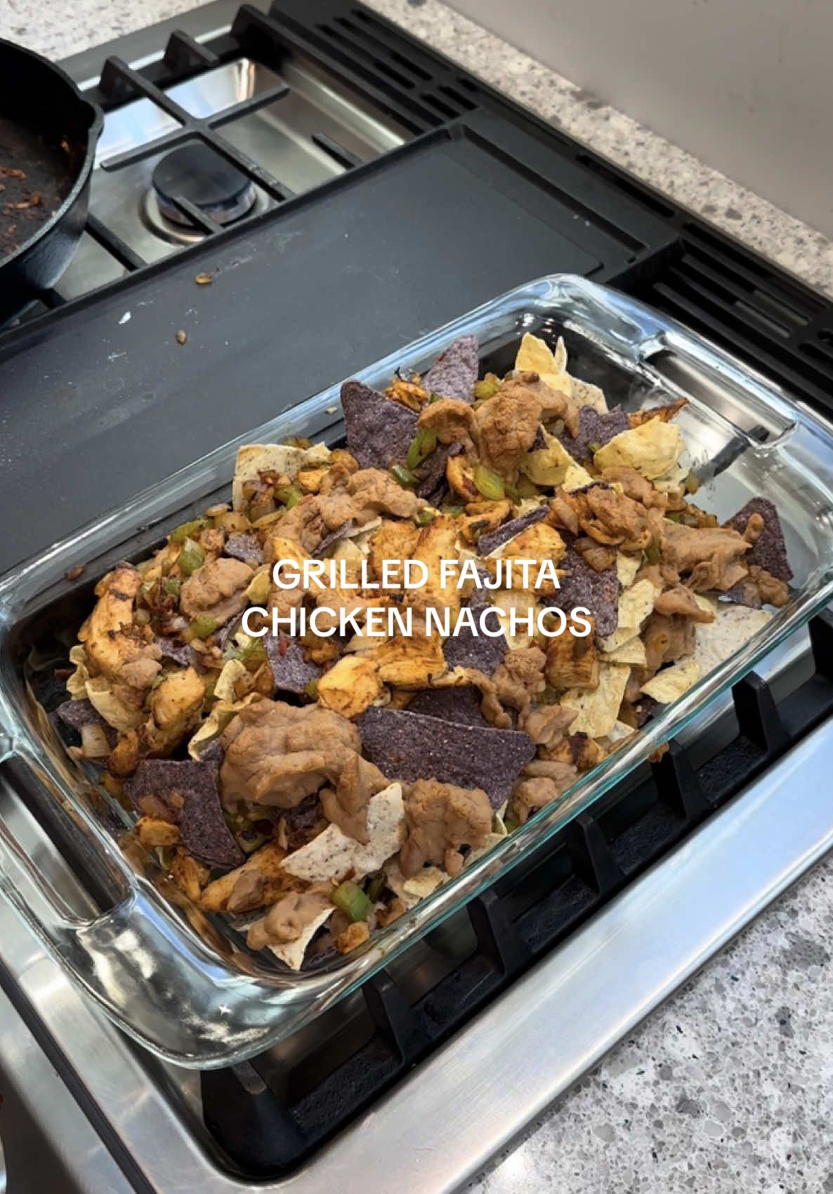 A Cinco de Mayo party at home, because #kids. Try this quick and easy dinner! @souleskitchen Fajita chicken is ready in just 6 minutes and packs 19g of protein per serving 🫡 #SoulesKitchen #dinneridea #protein #cincodemayo #highprotein #MomsofTikTok #parentinghacks #family #freezerfinds #charlottenc 
