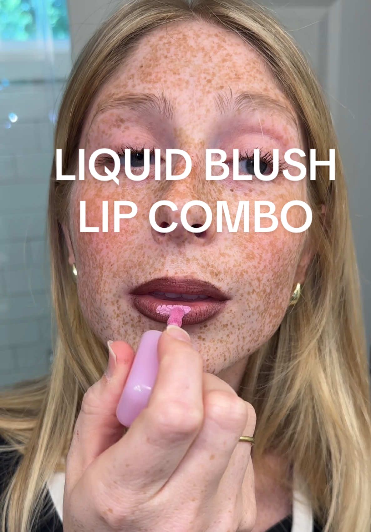 HAD to try!!!!!! @Huda Beauty @Huda #makeup #blush #lipliner #lipcontour #lipgloss #beauty #freckles 