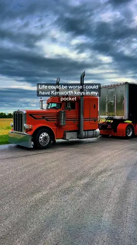 Don’t choke it’s just a joke 😂 #fyp #viral #orangecrush #peterbilt389 #flattop #kenworth #kenworthw900 #trucksoftiktok #stretched #w900 