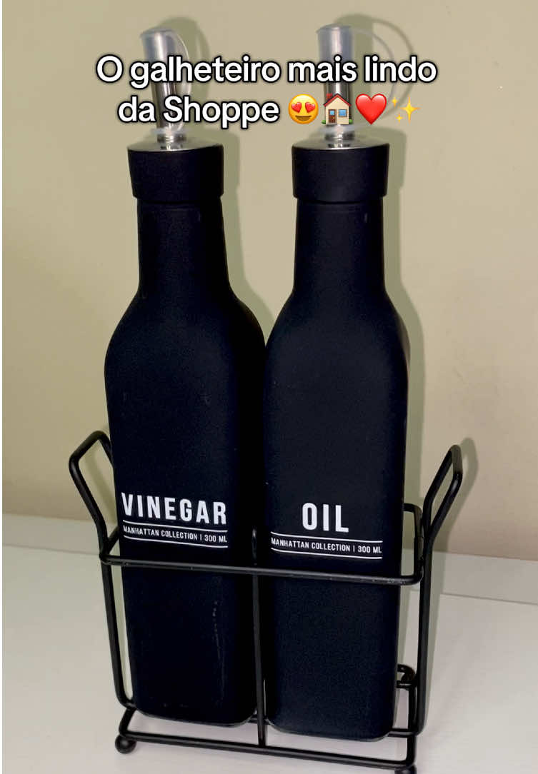 Enxoval de Casa Nova!  Galheteiro baratinho da Shopee!  Do jeito que a gente gosta: bom, bonito e barato.😍❤️🏠✨  #enxovaldecasanova #casanova #comprinhasshopee #comprinhasparacasa #comprinhasparacasa #galheteiro #galheteiroazeite #shopee #fyp #foryoupage #noiva #casamento #donadecasa #comprinhas #cozinha #itensparacasa 