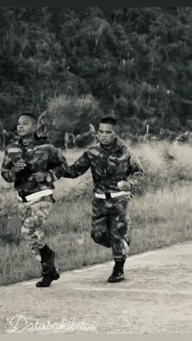 makikita mo rin ang buddy mo sa training center natutulong sayo sa hirap man O ginhawa. #scoutrangerss #sundalongpilipinass 