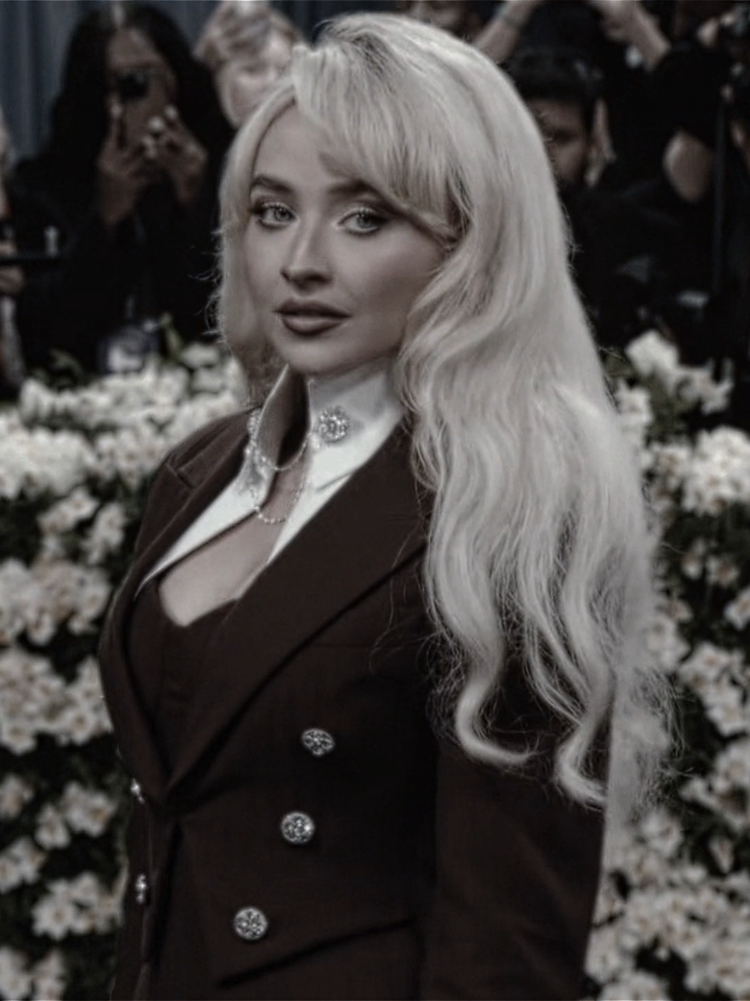 Sabrina Carpenter at the met gala   |   #sabrinacarpenter #sabrinacarpenteredit #metgala #metgala2025 #edit #kadversal #fyp #xbyzca