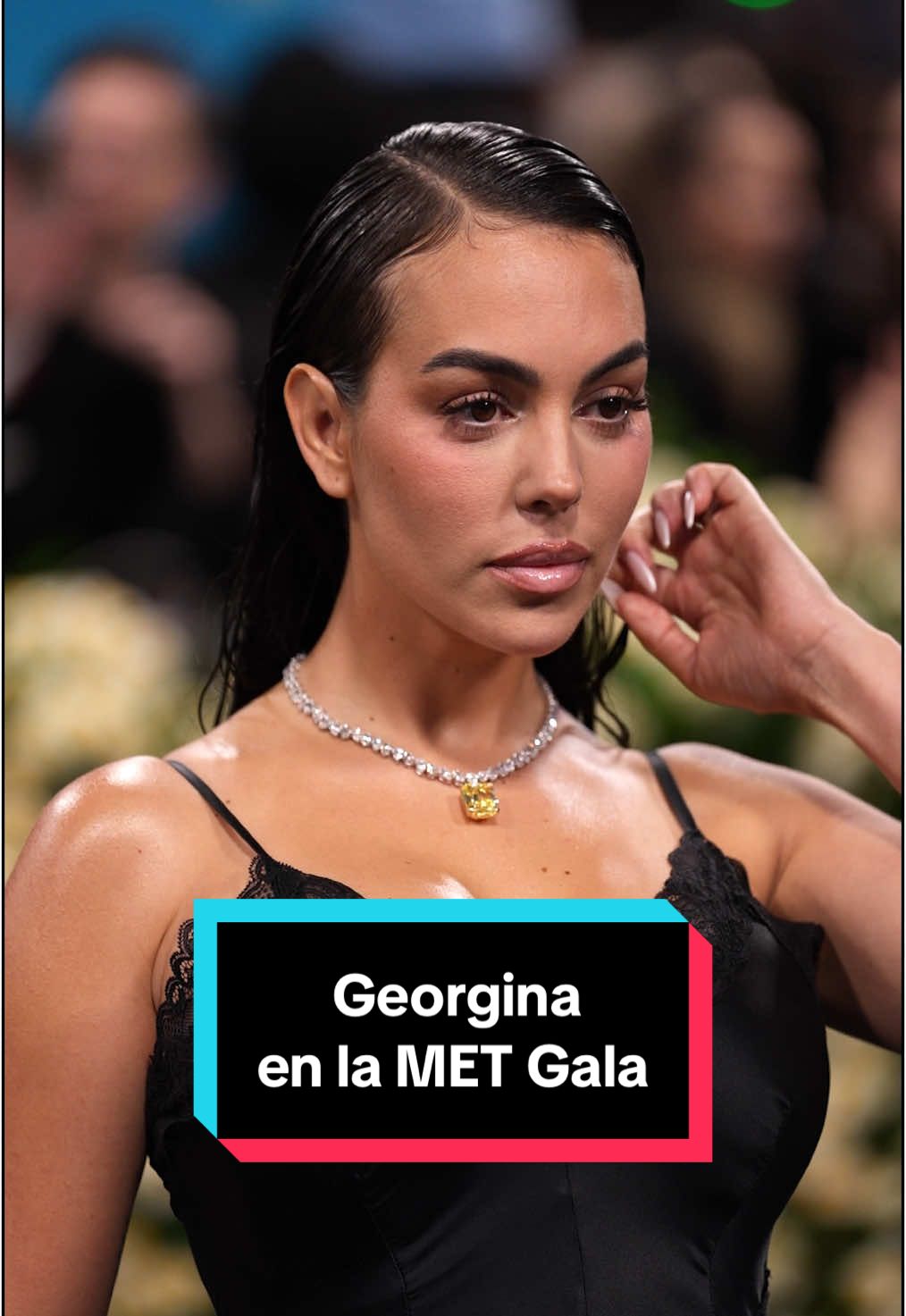 @Georgina Rodríguez nació para este momento. #metgala #metgala2025 