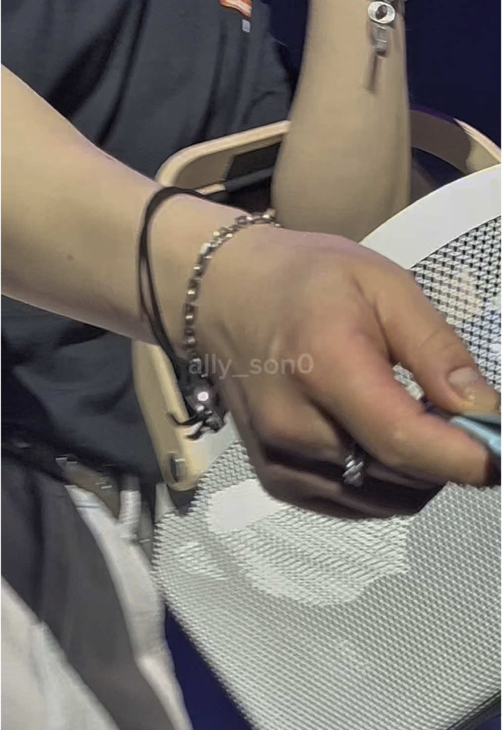promise you #shinee #onew #shawol #jinki #leejinki #onewconnection #onewtour #dallas #onew_connection 