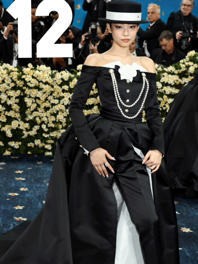 32 Best Met Gala 2025 Looks 👔👠 . . . . . . . . . . . . . . #metgala #metgala2025 #vogue #moda #fashion #ranking #fyp 