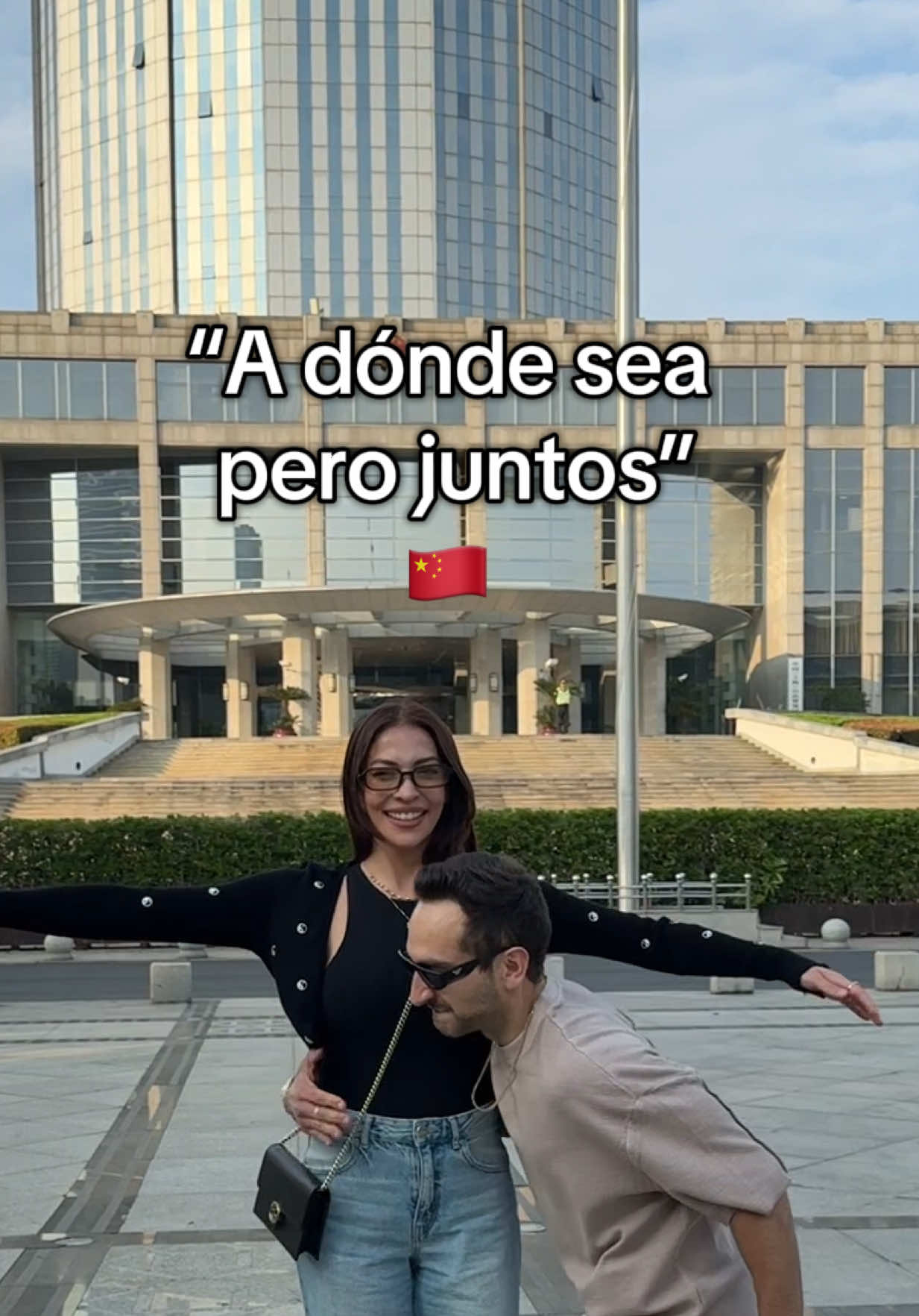 A tu lado todo es mejor ❤️✨ #dnacouple #parejas 