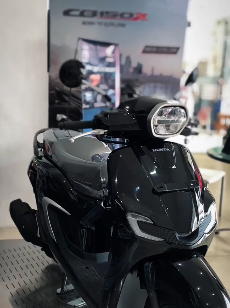 Modern classic with Honda Stylo 160cc 🤩 Dapatkan penawaran menarik hanya di Dealer Astra Motor Cilacap 📍 Jl Gatot Subroto No 104C, Sidanegara, Cilacap 📞 0858-1615-1223 #astramotorcilacap #hondacilacap #hondaistimewa #dealerhondacilacap #hondastylo #stylo #hondastylo160 #stylo160 #motorhonda #matichonda #fyp #fypシ゚ #fypp  #fyppppppppppppppppppppppp 