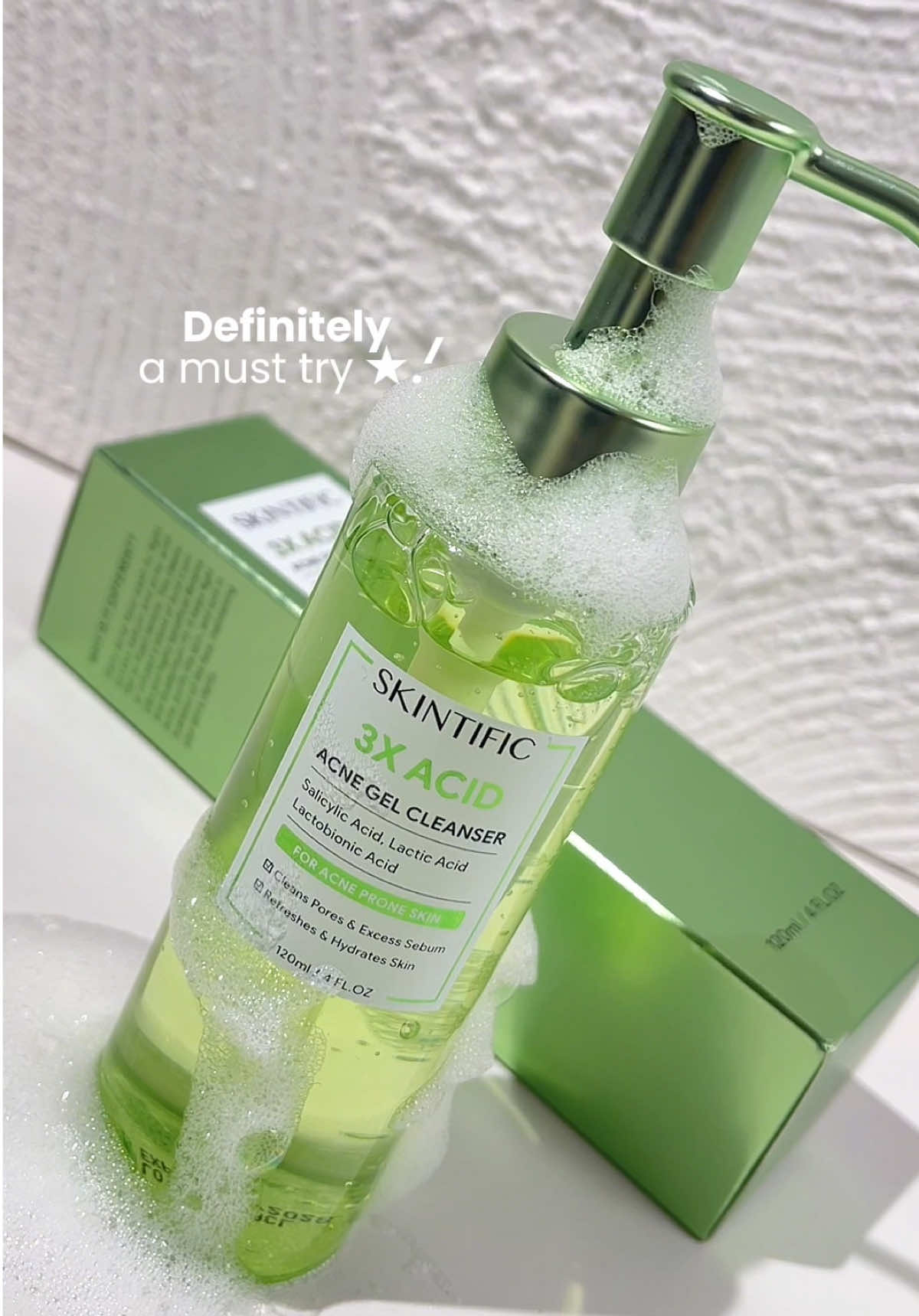 Udah gentle calming lagi! Sukaaaa 🫶🏻 #cleanser #gentlecleaser #acnecleanser #facialwash 